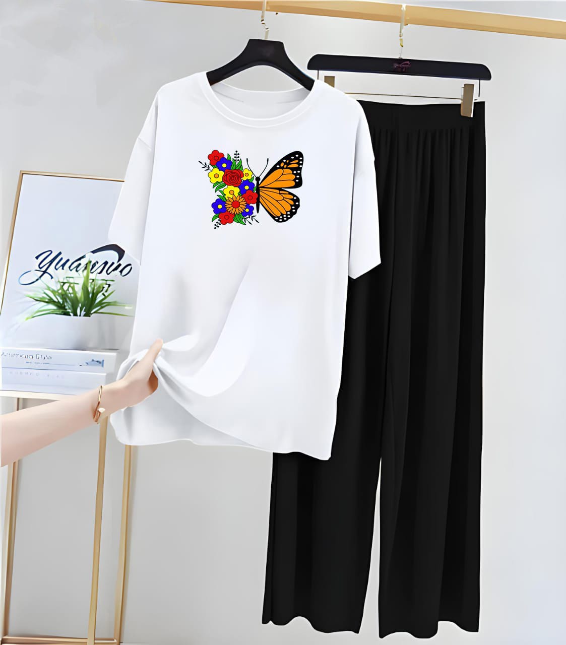 Cute White Winni The Pooh Printed Night Suit