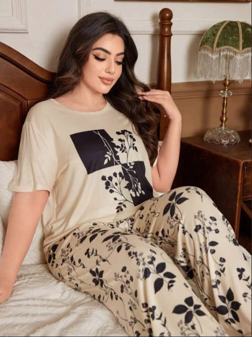 Floral Print Loungewear Set – Beige & Black